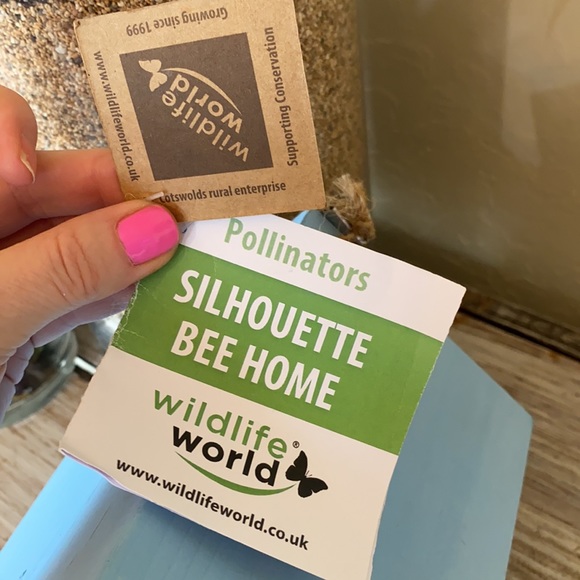 Bee house - Picture 2 of 4